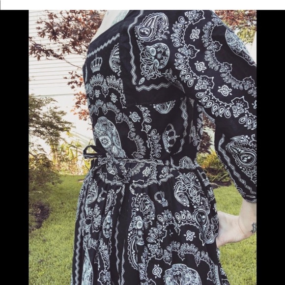 💀LAST ONE 💀 Handmade Black & White Skull Skeleton Print Bandana Maxi Dress - Picture 12 of 14